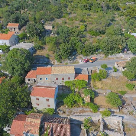Cottage Melita The Apartment For Animal Lovers Babino Polje Buitenkant foto