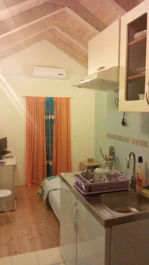 Cottage Melita The Apartment For Animal Lovers Babino Polje Buitenkant foto