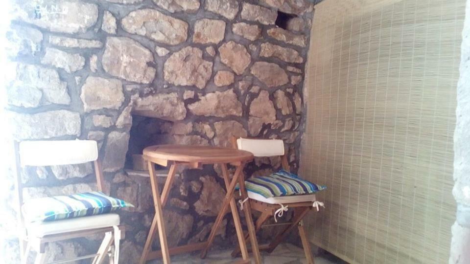 Cottage Melita The Apartment For Animal Lovers Babino Polje Buitenkant foto